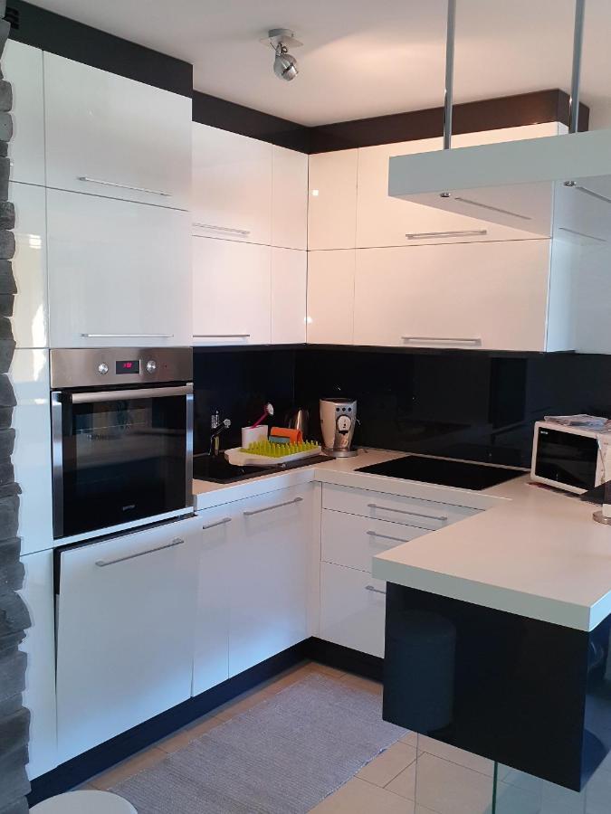 Lucia Exclusive With Parking In The Garage Apartment Porec Luaran gambar
